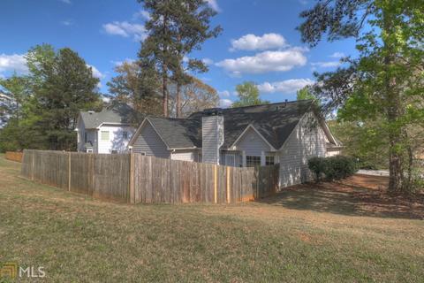 3438 Moore Dr, Rex, GA 30273 photo 2