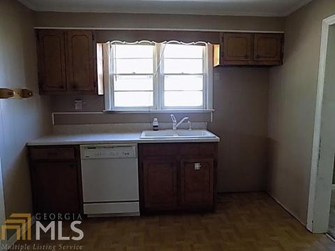 114 Pine Cir, Lagrange, GA 30240 photo 11