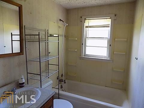 114 Pine Cir, Lagrange, GA 30240 photo 17