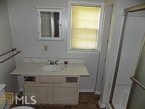 114 Pine Cir, Lagrange, GA 30240 photo 8