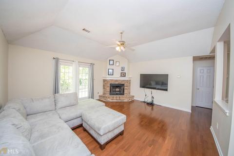 301 Eagle Ct, Stockbridge, GA 30281 photo 4