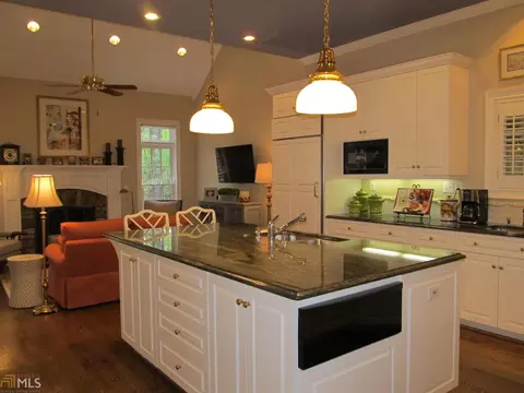 210 Lakeshore Dr, Lagrange, GA 30240 photo 6