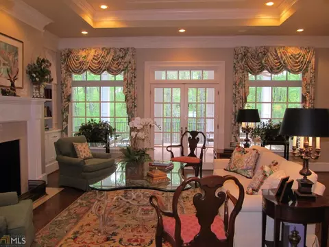 210 Lakeshore Dr, Lagrange, GA 30240 photo 4