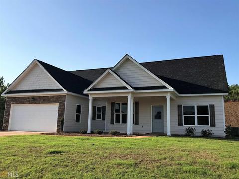 210 N Pointe Dr, Lagrange, GA 30241 photo 1