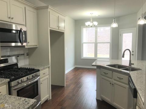 210 N Pointe Dr, Lagrange, GA 30241 photo 8