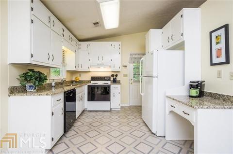 3914 Pine Needle Dr, Duluth, GA 30096 photo 9