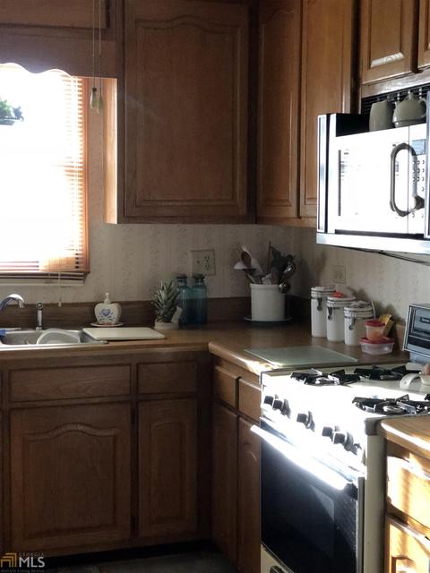 211 Orchard Rd, Rex, GA 30273 photo 6