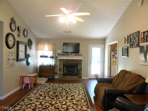 190 Chimney Ct, Covington, GA 30014 photo 2