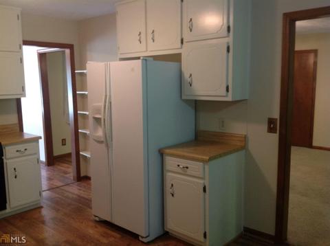 228 Farmbrook Pkwy, Stockbridge, GA 30281 photo 6