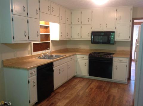 228 Farmbrook Pkwy, Stockbridge, GA 30281 photo 5