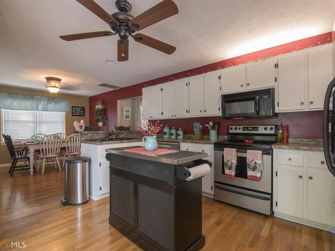 1070 River Bluff Dr, Winder, GA 30680 photo 17