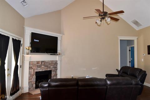 129 White Oak, Jackson, GA 30233 photo 7