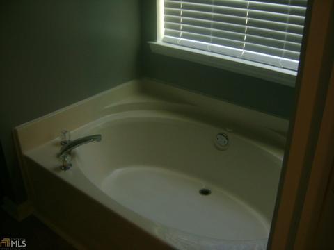 185 Dove Pt, Covington, GA 30016 photo 13