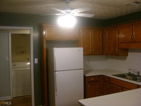 185 Dove Pt, Covington, GA 30016 photo 5