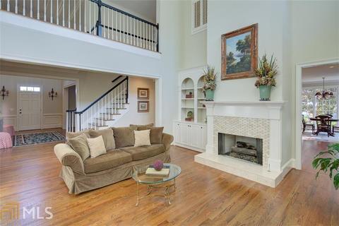 5880 Ettington Dr, Suwanee, GA 30024 photo 7