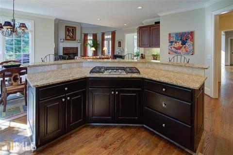 5880 Ettington Dr, Suwanee, GA 30024 photo 12