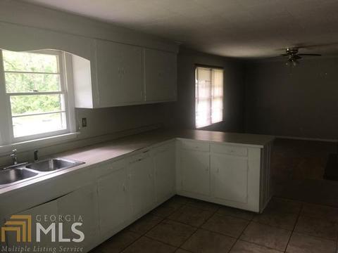 5784 W Point Rd, Lagrange, GA 30240 photo 10