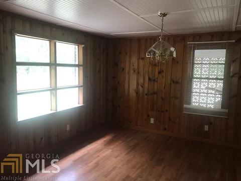 5784 W Point Rd, Lagrange, GA 30240 photo 4