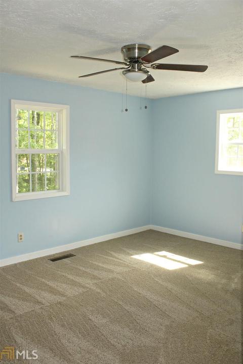 48 Craig Rd, Forsyth, GA 31029 photo 6