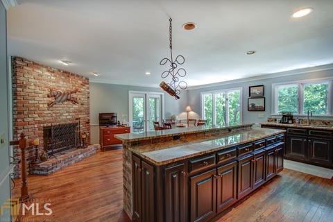 2461 Basin Dr, Gainesville, GA 30506 photo 12