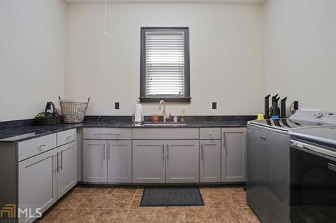 421 Walthall Rd, Jackson, GA 30233 photo 23