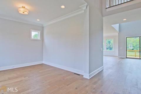 5805 Read Rd, Suwanee, GA 30024 photo 6
