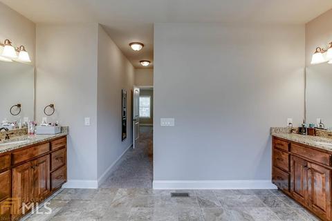 3215 Lee Dr, Buford, GA 30518 photo 18