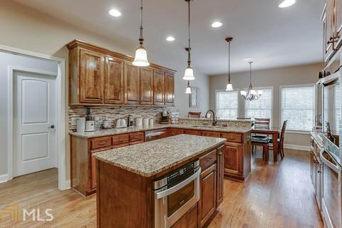 3215 Lee Dr, Buford, GA 30518 photo 10