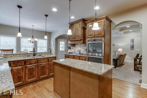 3215 Lee Dr, Buford, GA 30518 photo 11