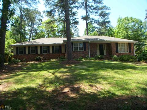 823 Piney Woods Dr, Lagrange, GA 30240 photo 1