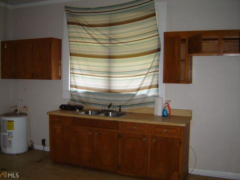 18 Lower St, Valley, AL 36854 photo 13