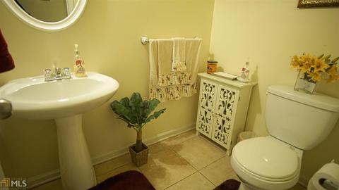 655 Barshay Dr, Covington, GA 30016 photo 9
