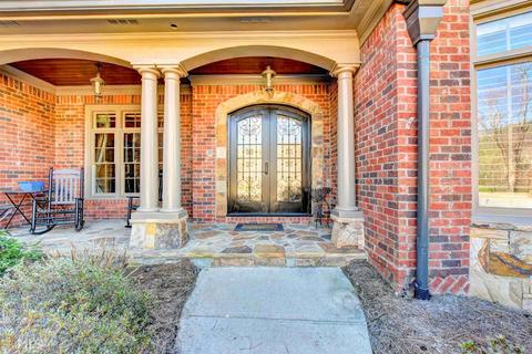8320 Beth Page Dr, Duluth, GA 30097 photo 2