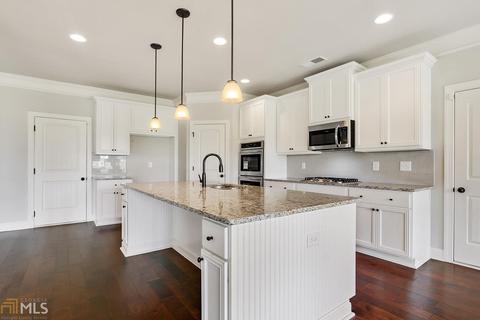 2530 Lake Erma Dr, Hampton, GA 30228 photo 3
