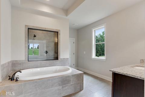 2526 Lake Erma Dr, Hampton, GA 30228 photo 9
