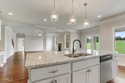 2526 Lake Erma Dr, Hampton, GA 30228 photo 6