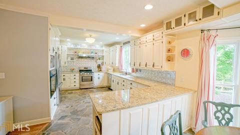 3665 Paddock Xing, Suwanee, GA 30024 photo 8