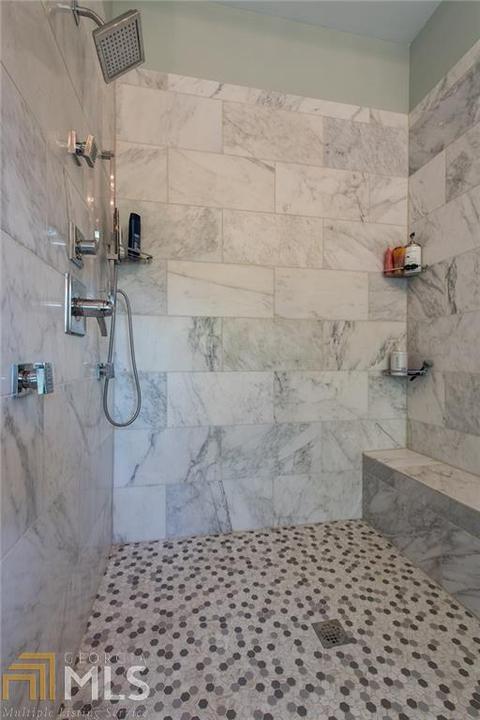 4897 Basingstoke Dr, Suwanee, GA 30024 photo 17