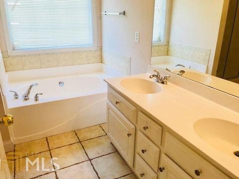 129 Moss Pointe Dr, Mcdonough, GA 30253 photo 12