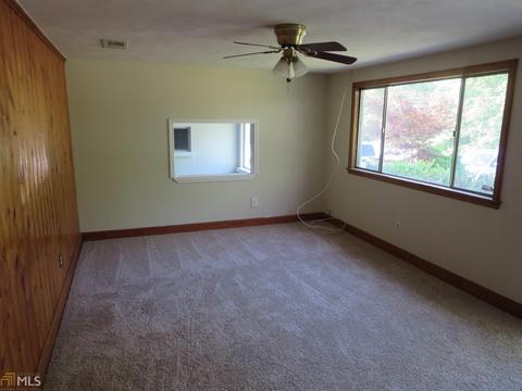 4577 E Hall, Gainesville, GA 30507 photo 2