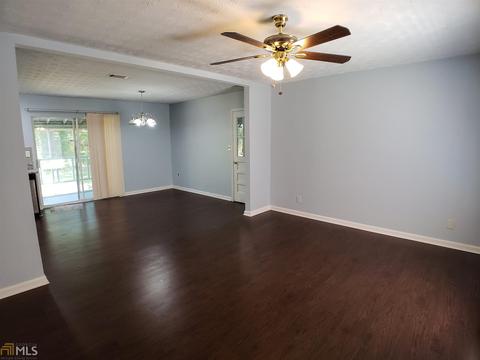 6141 Fieldcrest Dr, Morrow, GA 30260 photo 2