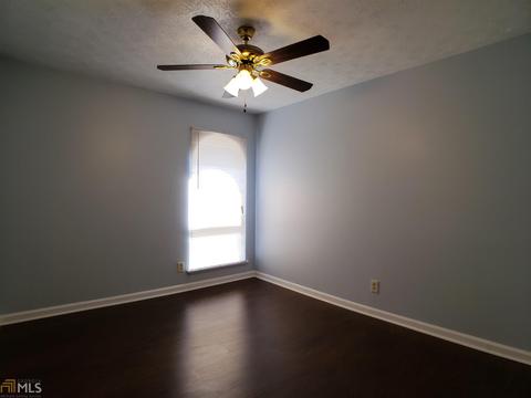 6141 Fieldcrest Dr, Morrow, GA 30260 photo 8