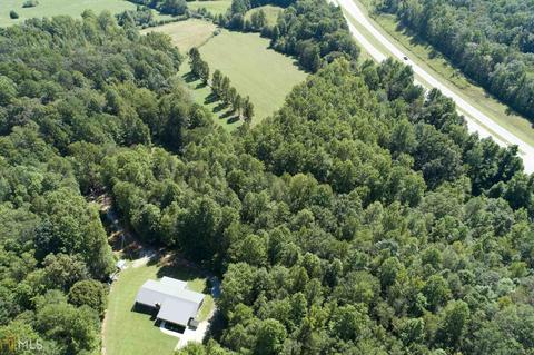 719 Sherwood St, Toccoa, GA 30577 photo 2