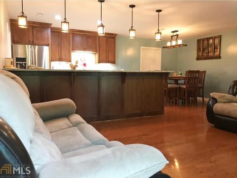 719 Sherwood St, Toccoa, GA 30577 photo 6