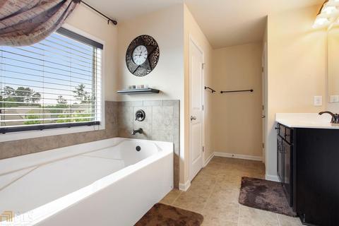 2373 Cain Cir, Dacula, GA 30019 photo 23
