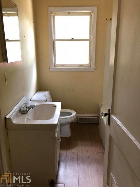 1047 E Tugalo St, Toccoa, GA 30577 photo 8