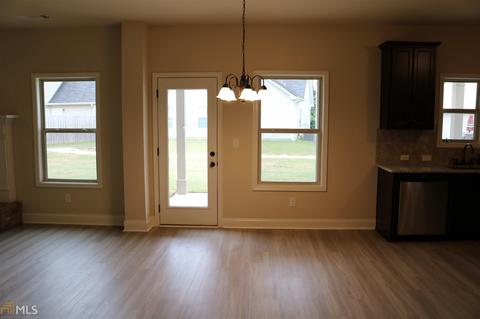 105 Truman Ct, Jackson, GA 30233 photo 9