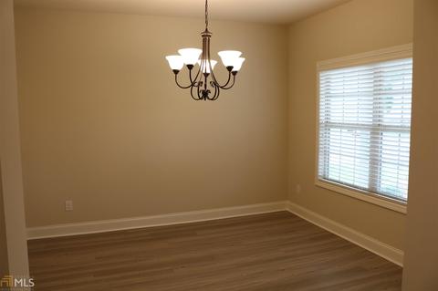 105 Truman Ct, Jackson, GA 30233 photo 4