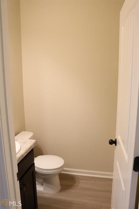 105 Truman Ct, Jackson, GA 30233 photo 5