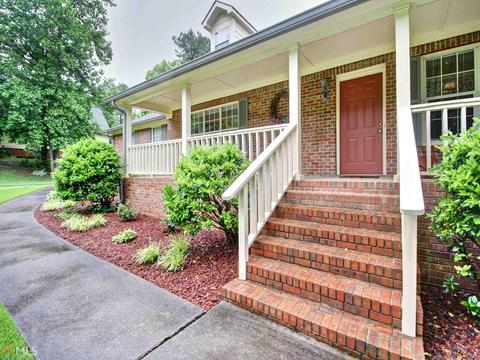 189 Hayes Cir, Rex, GA 30273 photo 2